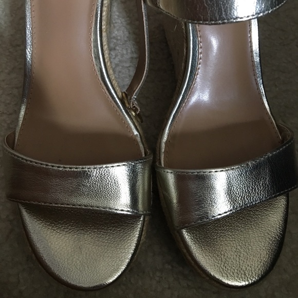 Gold wedges ✨👡💫⭐️ - Picture 3 of 7