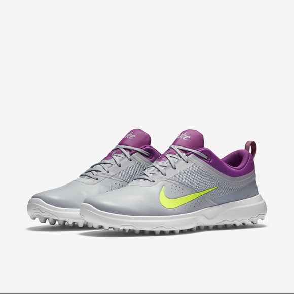 NWT Nike Akamai Women's Golf Shoes - Picture 2 of 3