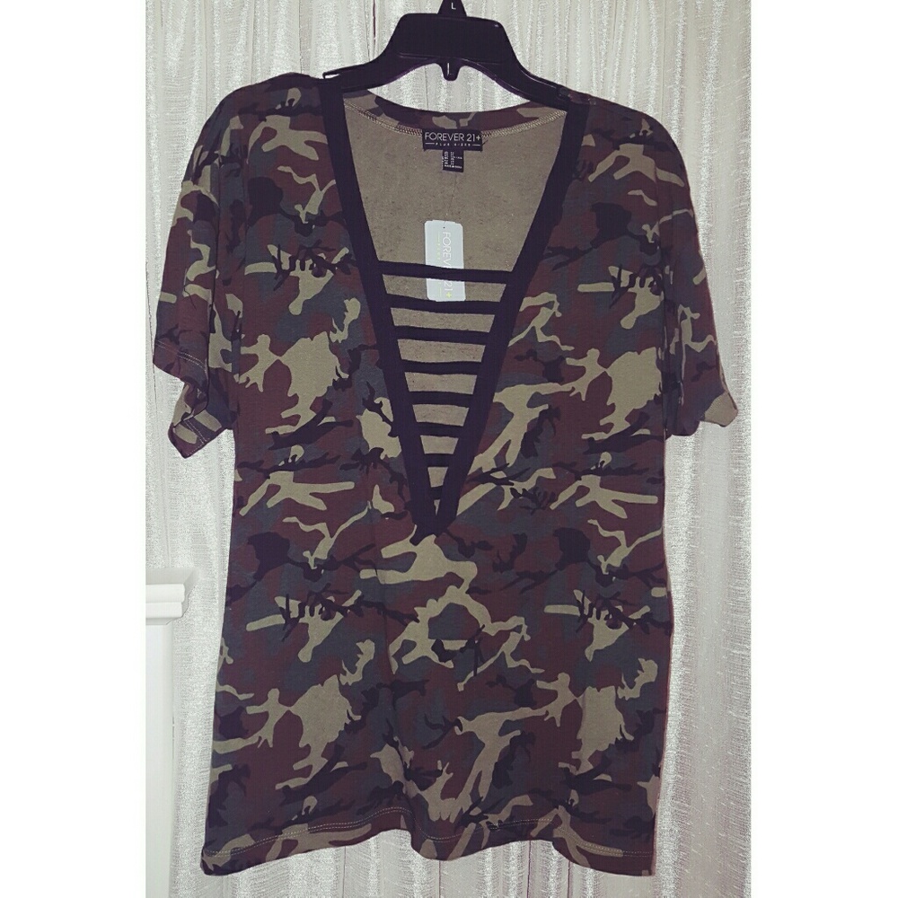 Plus Size Camo Strappy Tee
