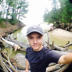 Meet your Posher, Anthony