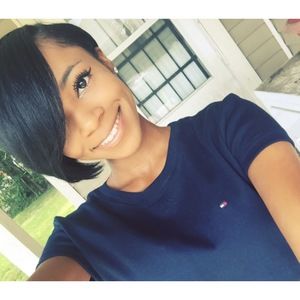 Meet your Posher, Mya