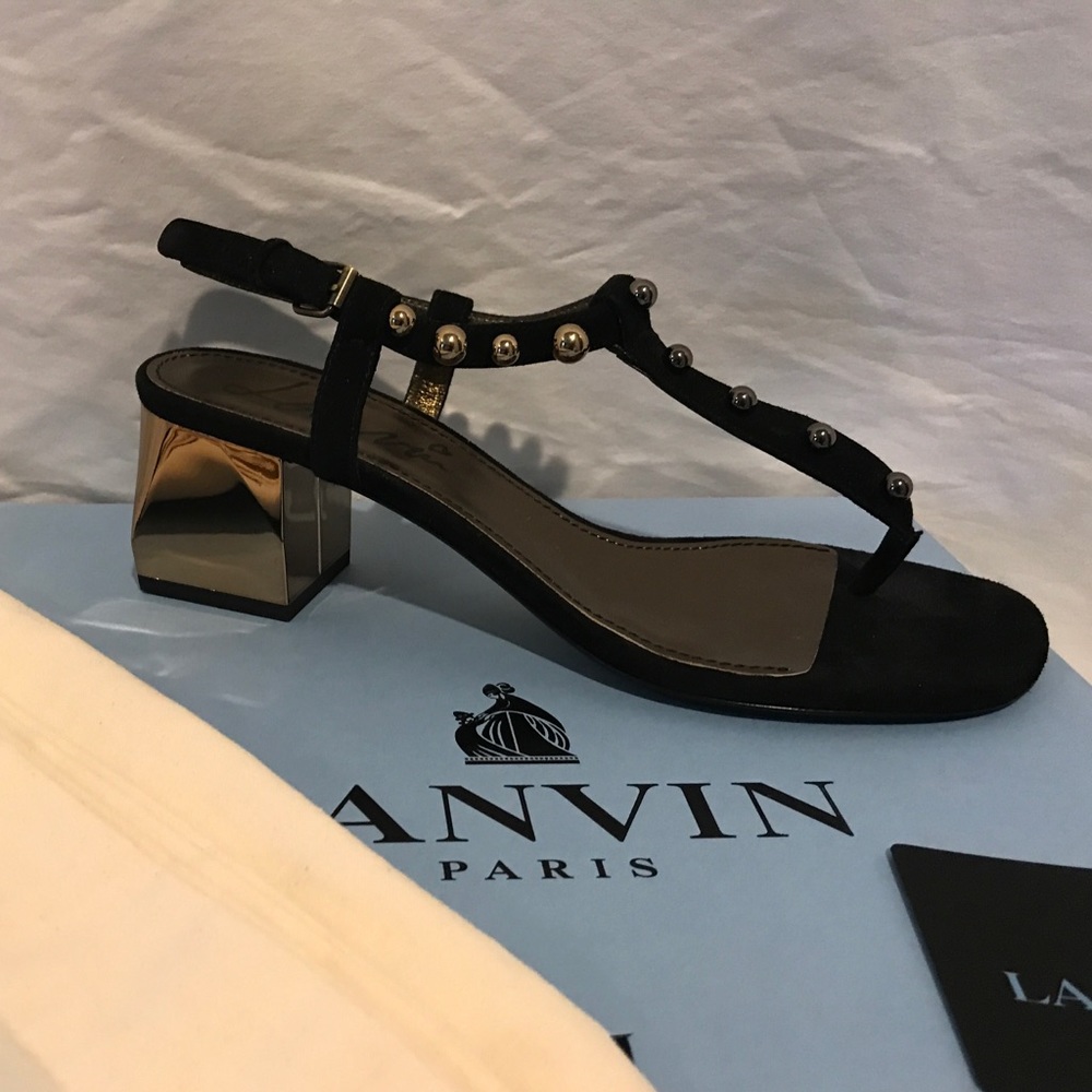 LANVIN BLACK AND GOLD HEEL SANDALS $790 retail