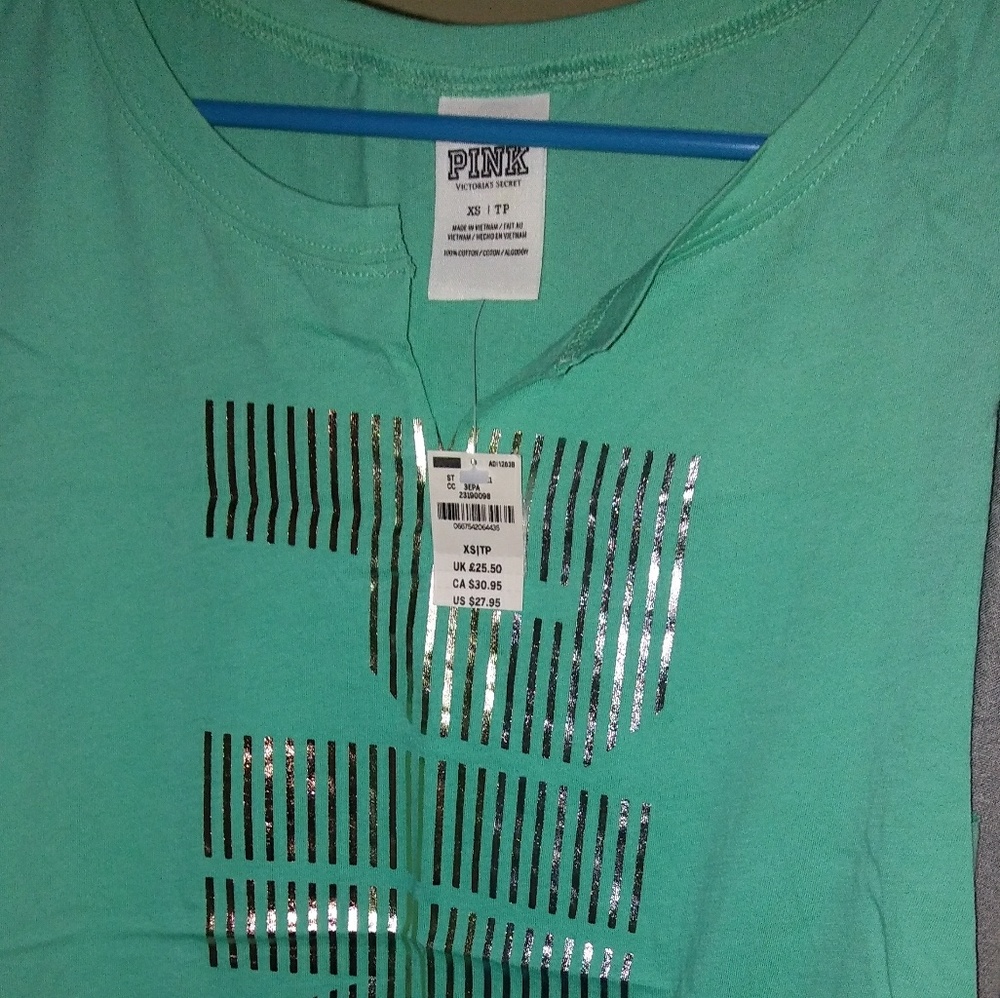 VS Pink tank - Picture 2 of 2