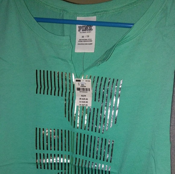 VS Pink tank - Picture 2 of 2