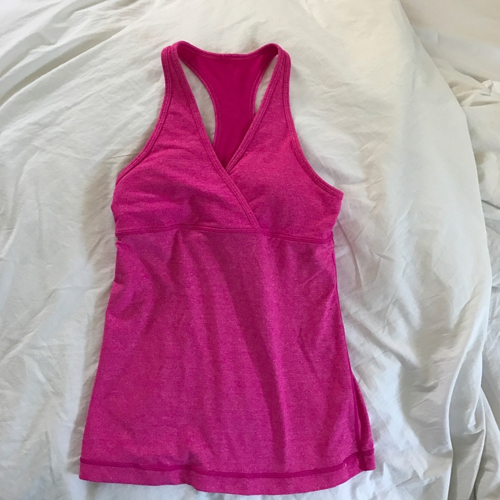 Lululemon never worn  size 6 tank