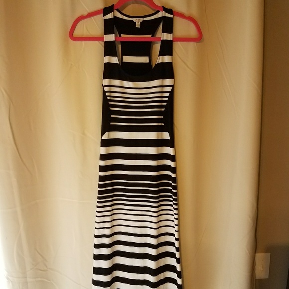 Guess Dresses & Skirts - Guess racertrack high low maxi