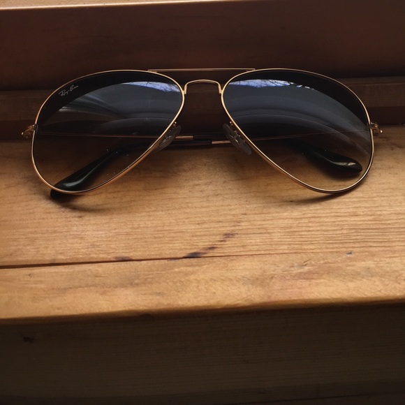 Authentic pair of ray ban aviator sunglasses