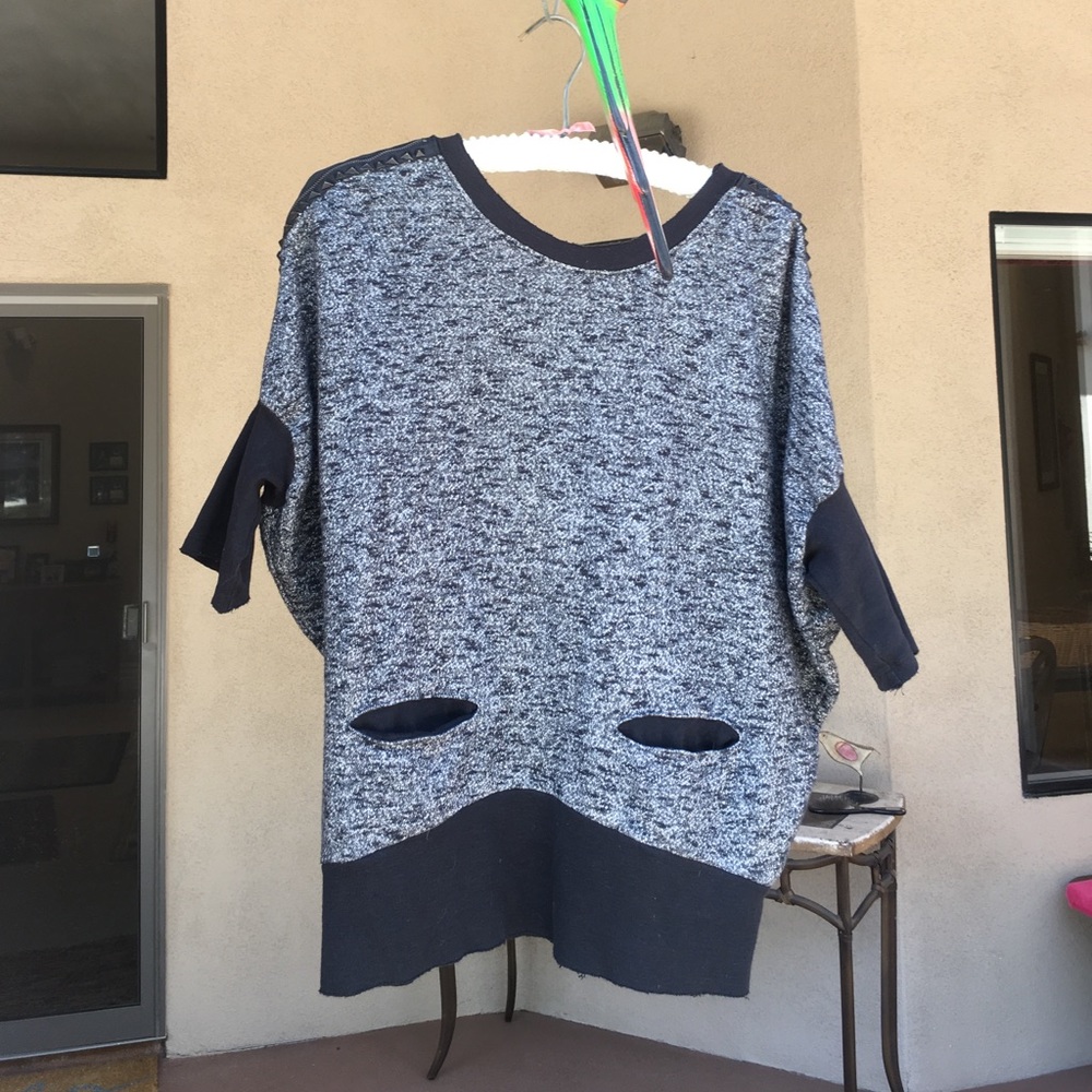 FREE PEOPLE SWEATER