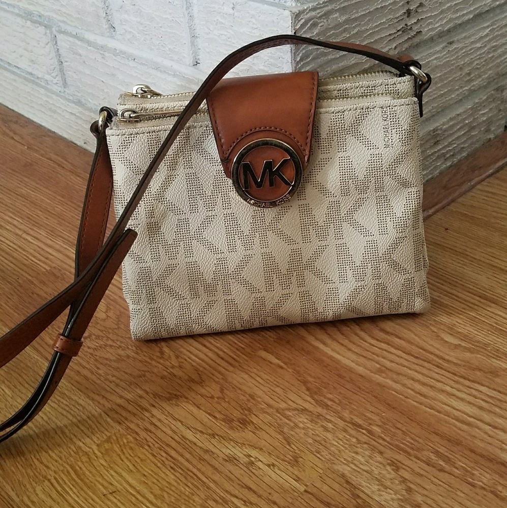 Michael Kors Crossbody Purse with Adjustable Strap