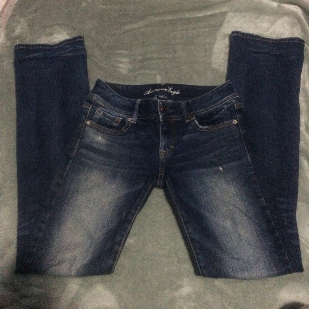 Size 2 long American Eagle kick boot jeans.
