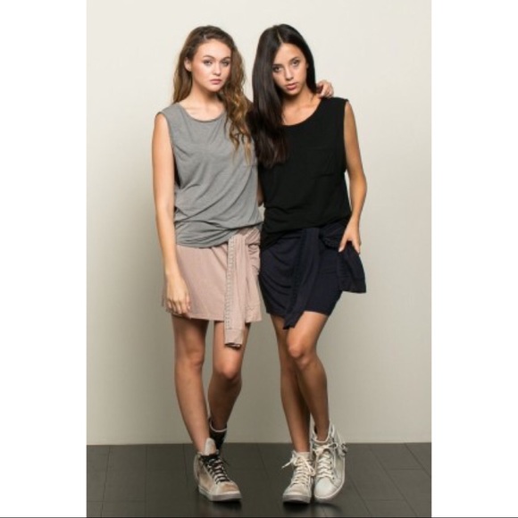 Last Chance Ivory Pocket Muscle Tee - Picture 3 of 6