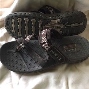 **Price Drop**. Women's Sketchers Sandals