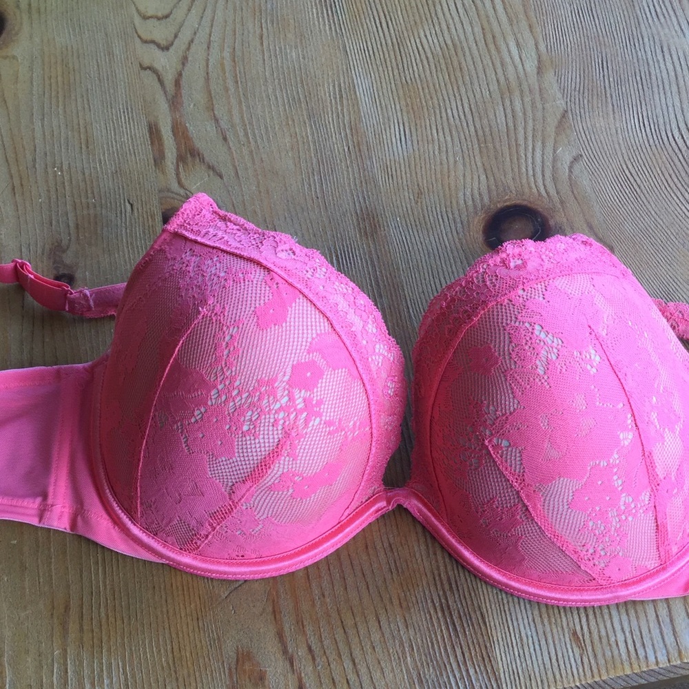 NWOT 40DD bra