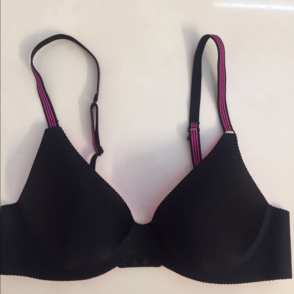 NWOT RBX underwire sports bra, size 34A