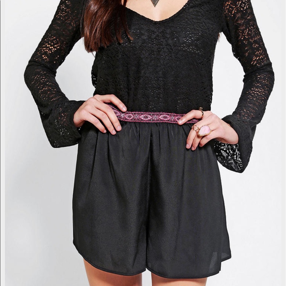 🖤SOLD🖤 Urban Outfitters - Ecote Romper