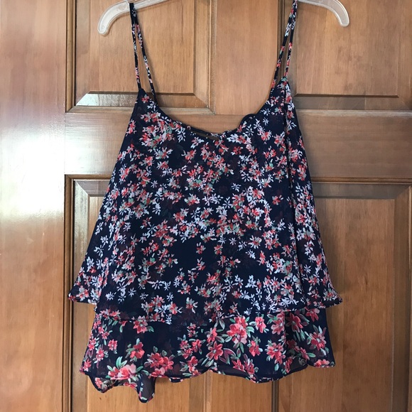 Floral tank top - Picture 1 of 2