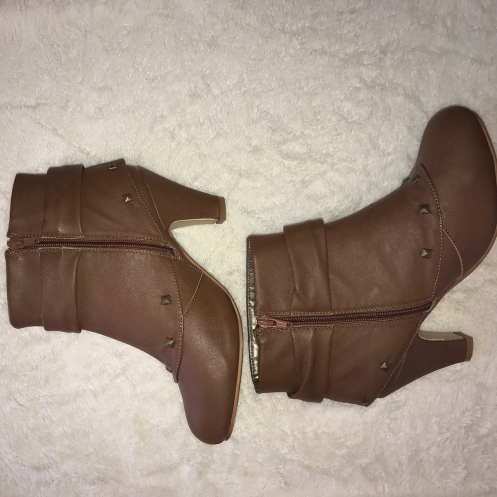 Booties! - Picture 6 of 6