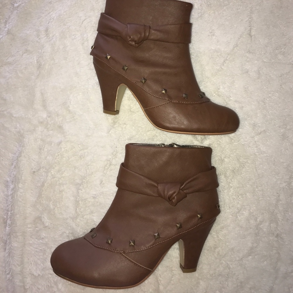 Booties! - Picture 2 of 6