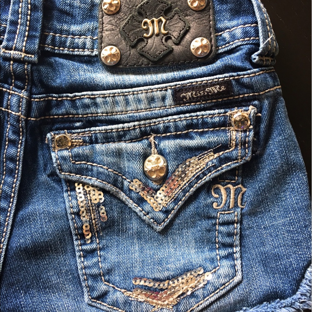 Miss Me Shorts designed excursively for Buckle!! - Picture 2 of 4