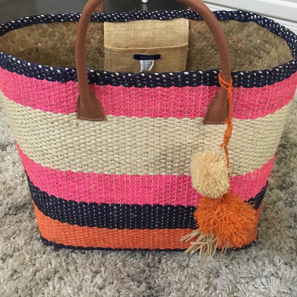 Anthropologie Handbags - Anthropologie Pomaria Tote