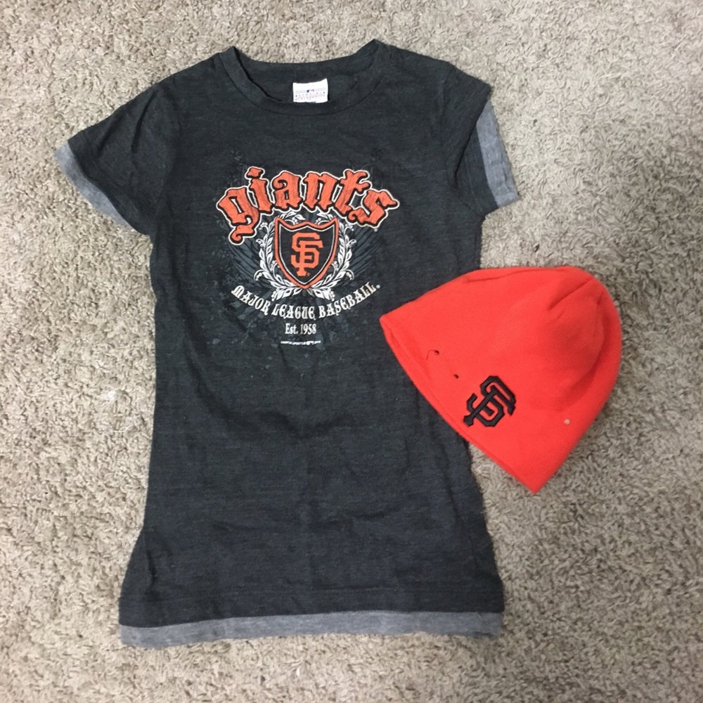 SF Giants shirt & beanie