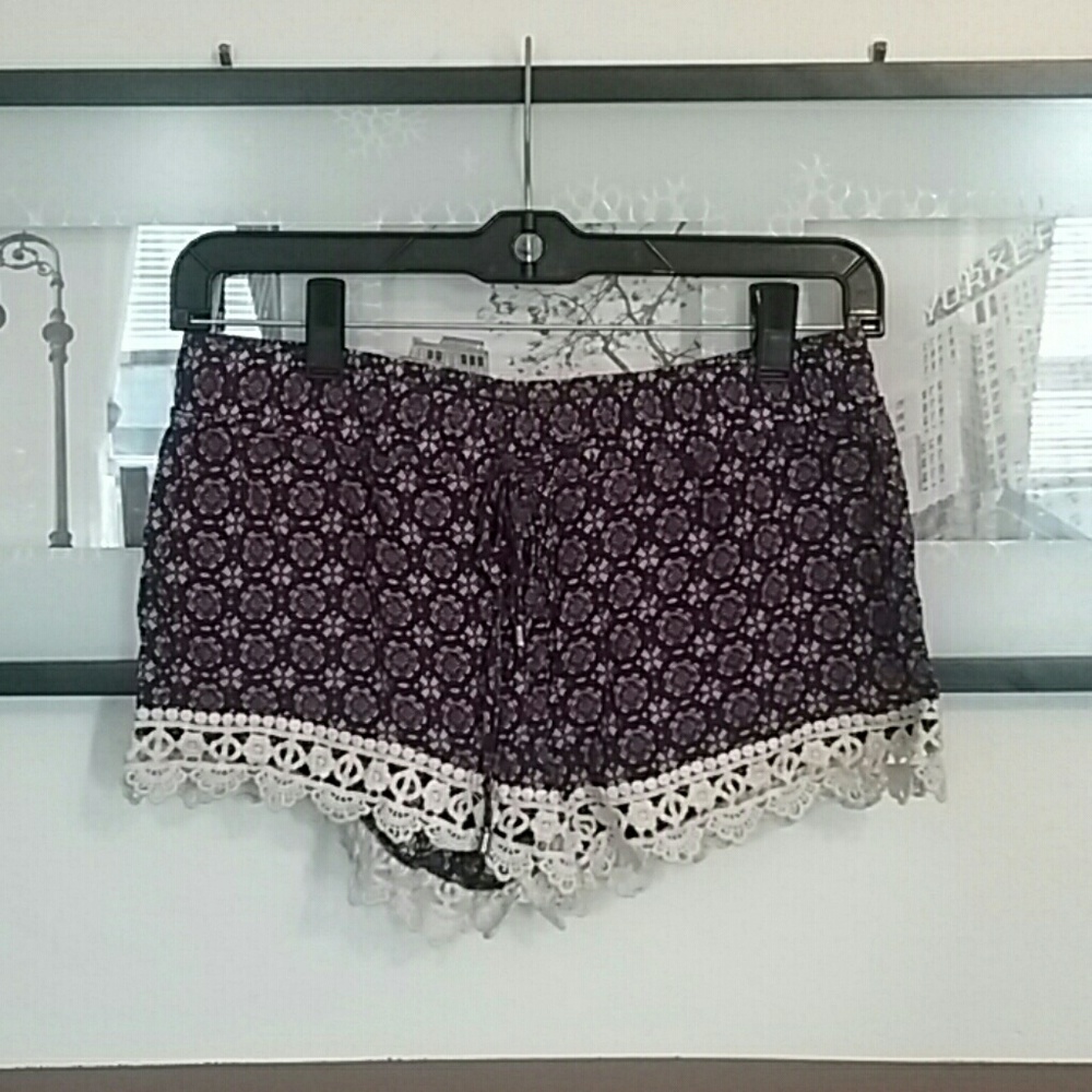 Soft Print w/ lace shorts