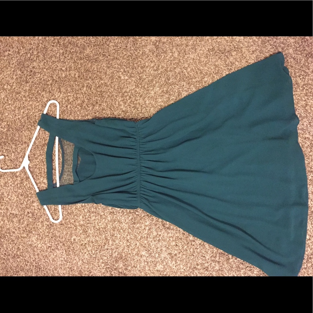 Dress - Picture 4 of 7