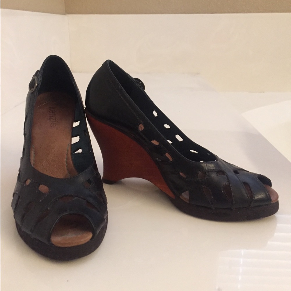 Rockabilly peep toe cut out wedges, Kenzie sz 6.5