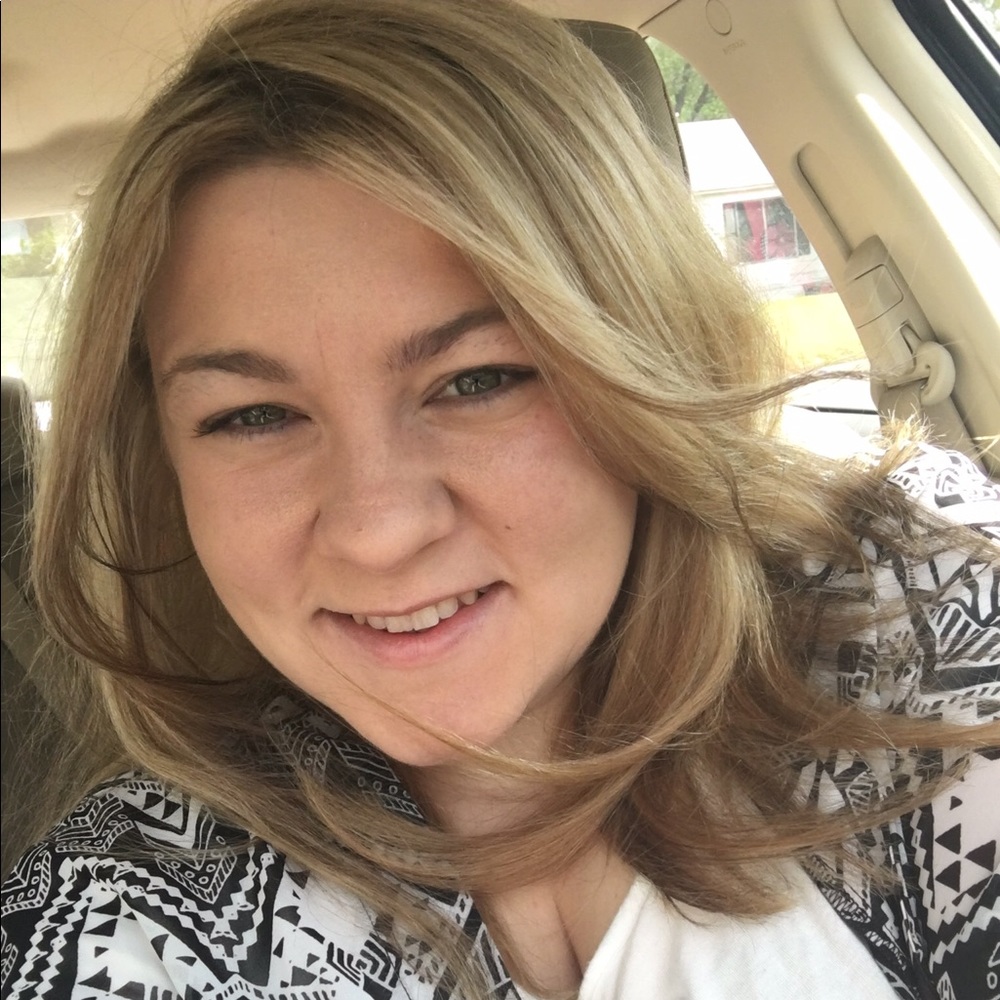 Meet your Posher, Tiffany