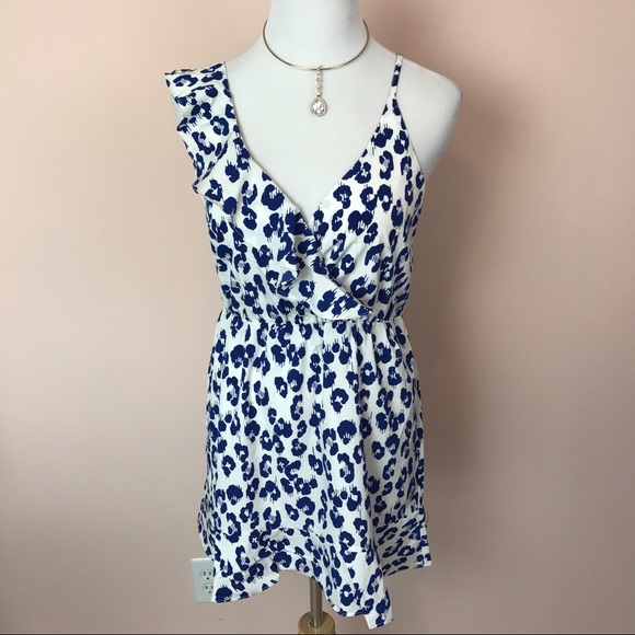 ⭐️CLEARANCE⭐️ Ivory & Royal Blue Dress - Picture 2 of 8