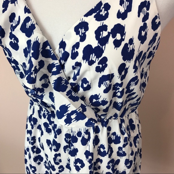 ⭐️CLEARANCE⭐️ Ivory & Royal Blue Dress - Picture 5 of 8