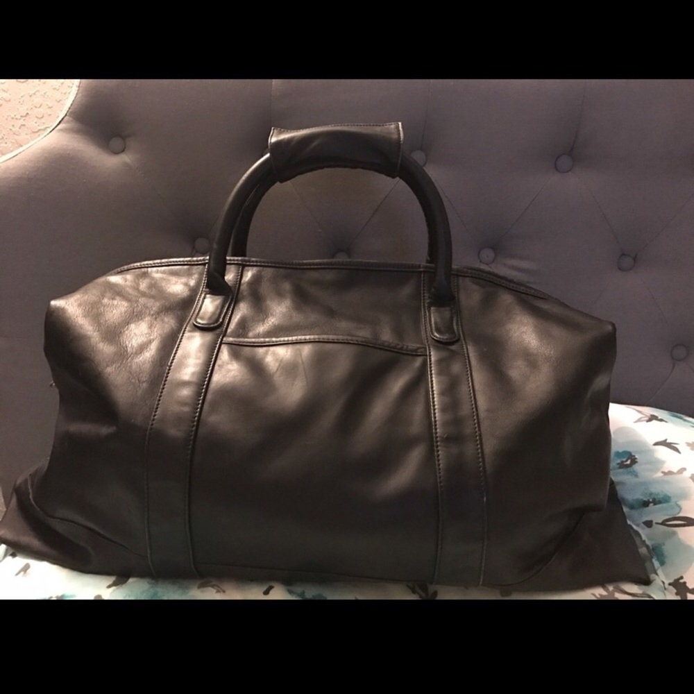 SOLD 🔥🔥Vintage Coach duffle bag