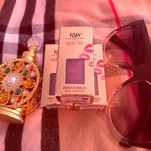 Fair & White Loose Powder Eyeshadow