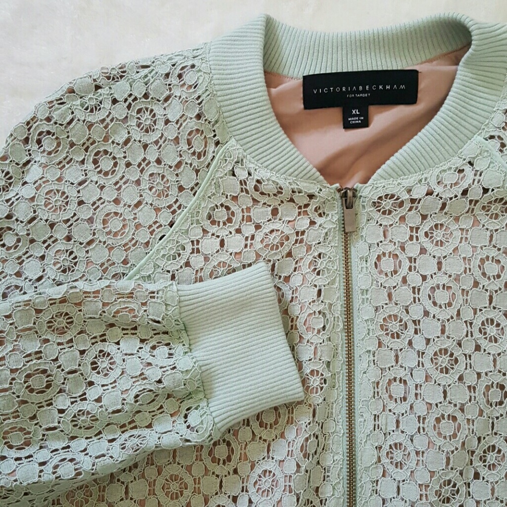 *HP🥂*Victoria Beckham Mint Floral Bomber