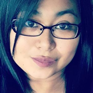 Meet your Posher, Senia