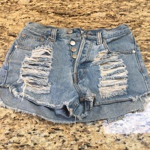 High wasted distressed denim shorts