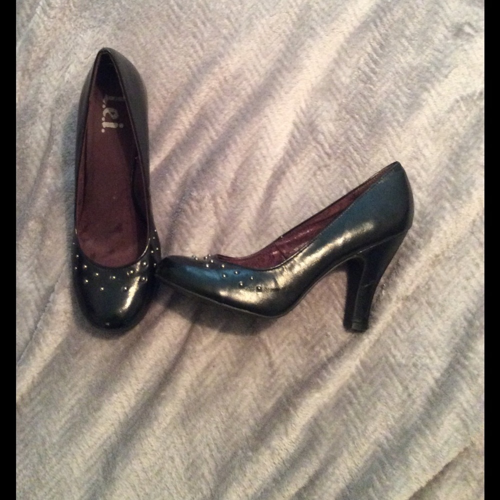 Gorgeous studded pumps
