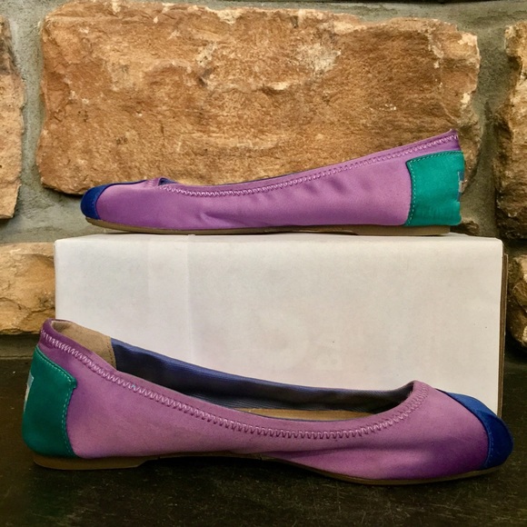 TRADED TOMS Satin colorblock ballet flats - Picture 2 of 4