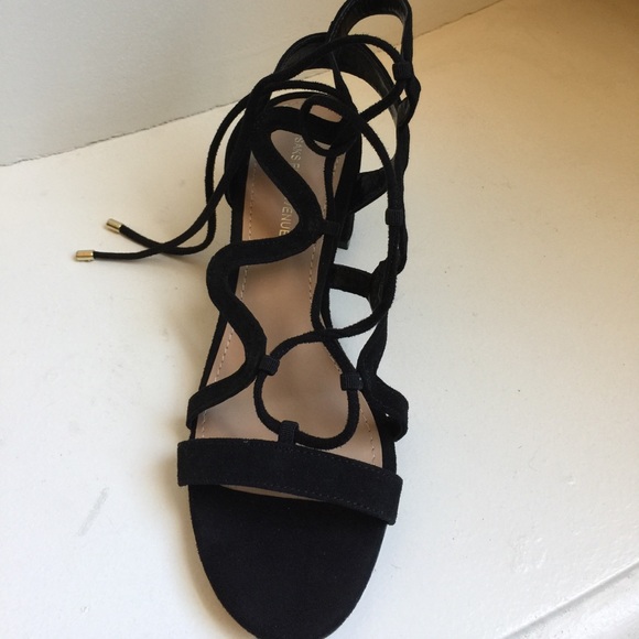 Lace up sandals - Picture 3 of 4