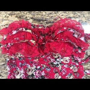 Corset floral strapless lace top