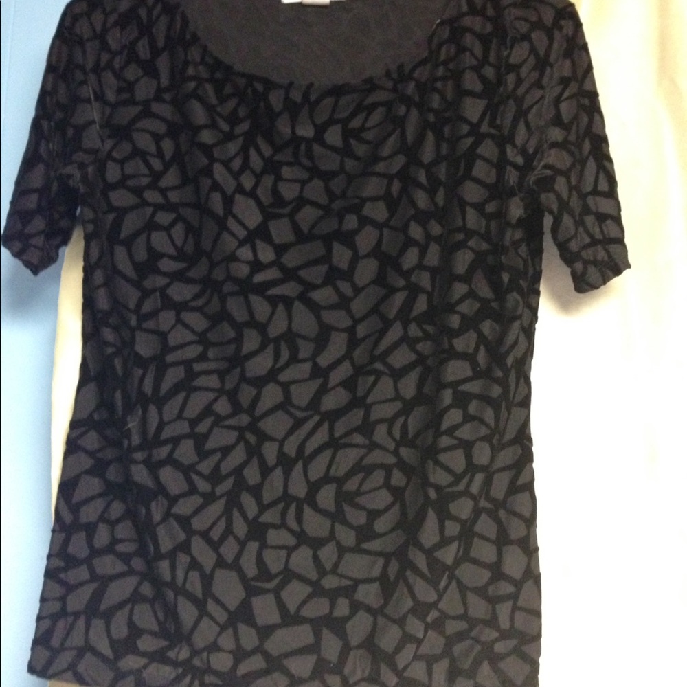 Liz Claiborne velvet shirt-short sleeve