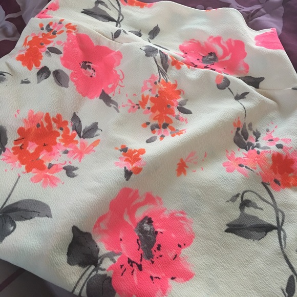 MIDI Floral skirt-large - Picture 1 of 3