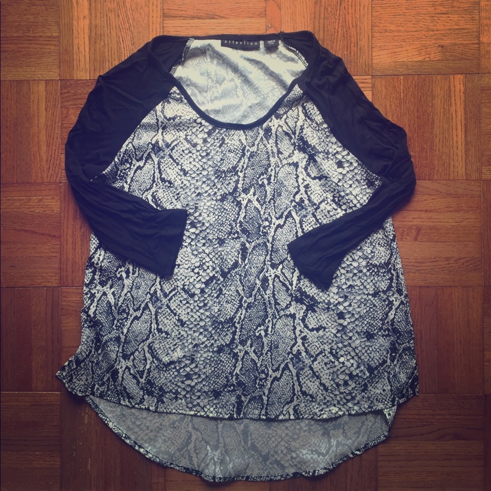 3/4 sleeve blouse black and white