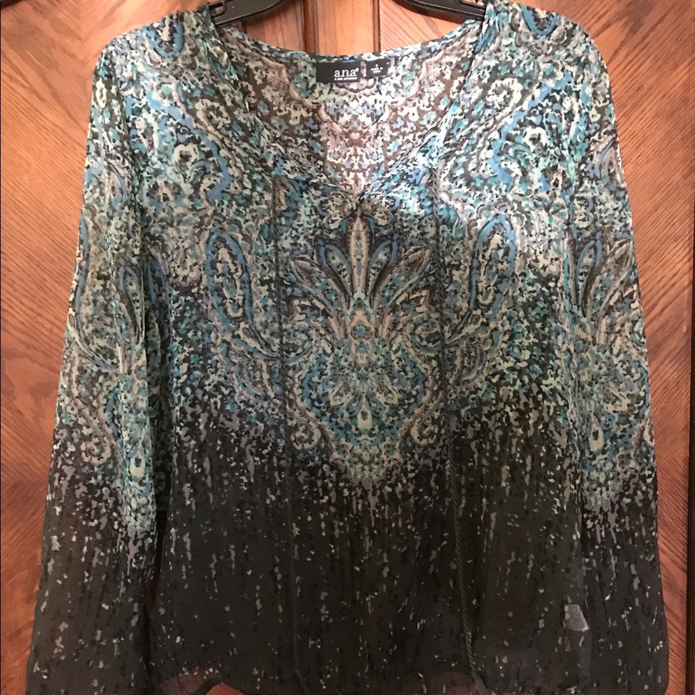 Lightweight blouse