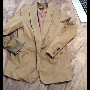 Awesome neutral stretch blazer