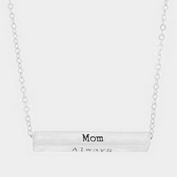 3D Bar Pendant Necklace - Picture 3 of 3