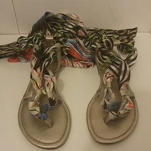 Gorgeous Aldo Galdiator Scarf Tie Sandals