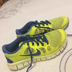 Neon yellow Nike free 5.0 size 6.5