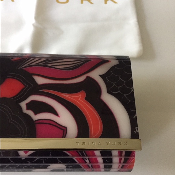 New with tags Trina Turk Kauai Clutch handbag - Picture 2 of 7
