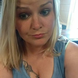 Meet your Posher, Lindsey